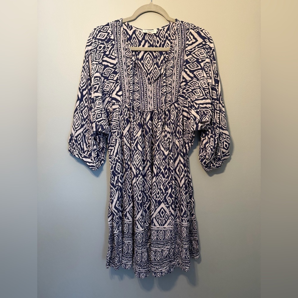 beachlunchlounge Blue and White Patterned Long Sleeve Dress